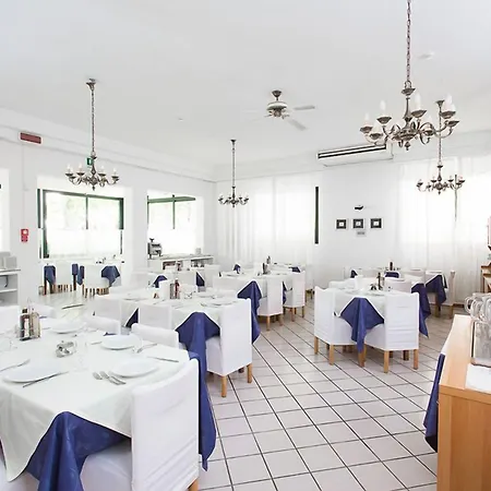 Kristalex Pet Family Hotell