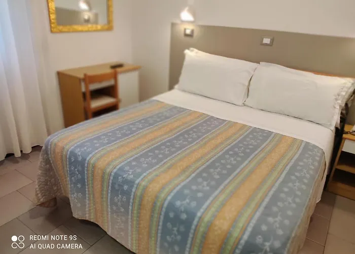 Kristalex Pet Friends Hotel