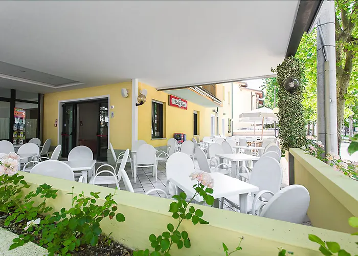 Kristalex Pet Family 3* Cesenatico