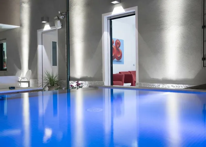 Kristalex Pet Family Hotel 3*